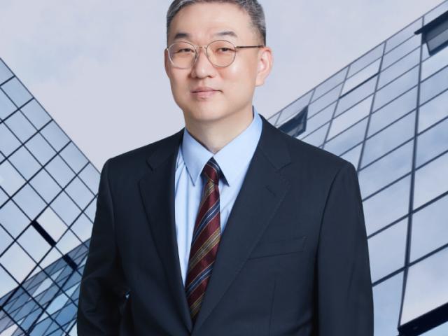 검찰 출신 최인호 대표변호사