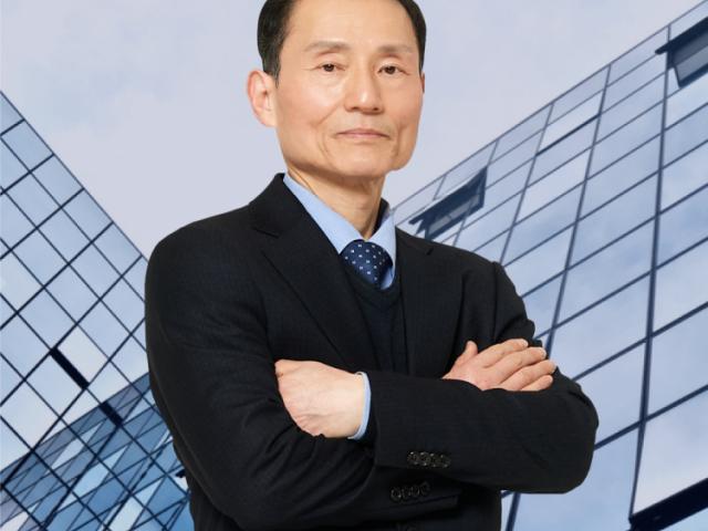 법원 출신 박찬 대표변호사